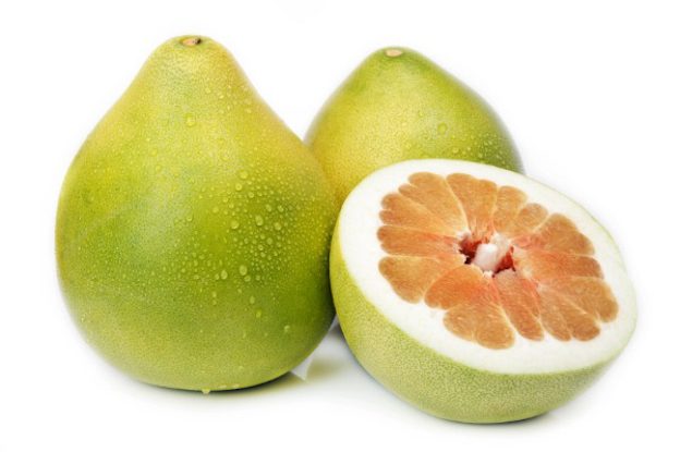 8 Reasons why you should eat Pomelo