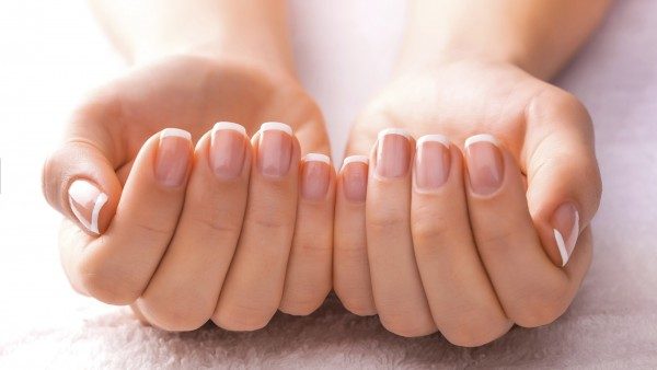8 Ways to Repair Damaged Nails