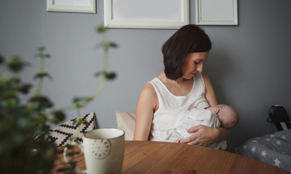 Breastfeeding and Weightloss Lie - Complete Health News