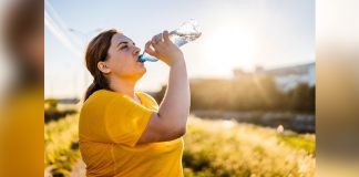 A New Study Suggests That Drinking Water Lowers The Risk Of Heart Disease!