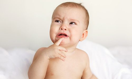 Symptoms of baby teething